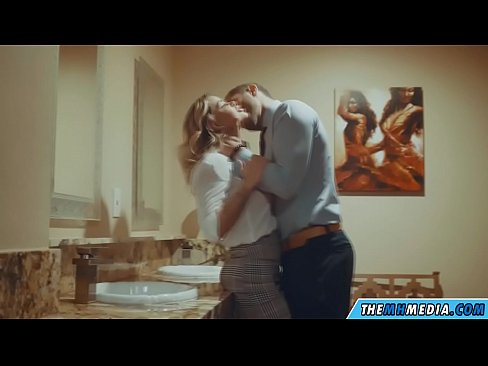 ❤️ When a busty blonde seduces you in a public toilet Porno at en-gb.pornofilmtv.ru ❌️